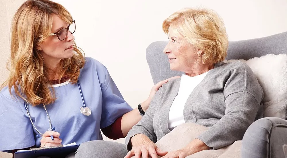 senior_doctor-1000x667-2880w senior_doctor-1000x667-2880w